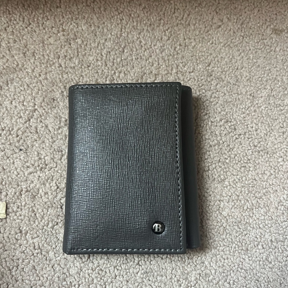 brookstone wallet